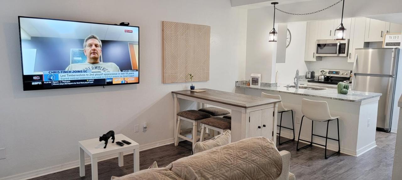 Discover Luxury Condo Steps Away From Celebration Pointe And I-75! Гейнсвил Екстериор снимка